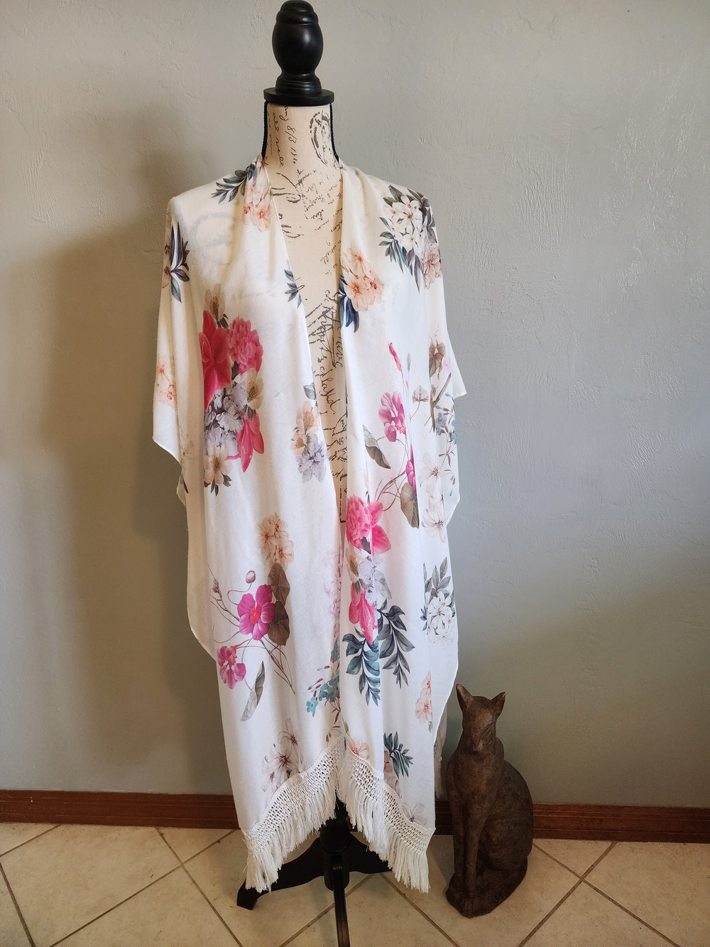 White Floral Fringe Kimono